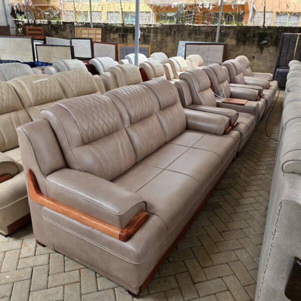7 seater executive sofa